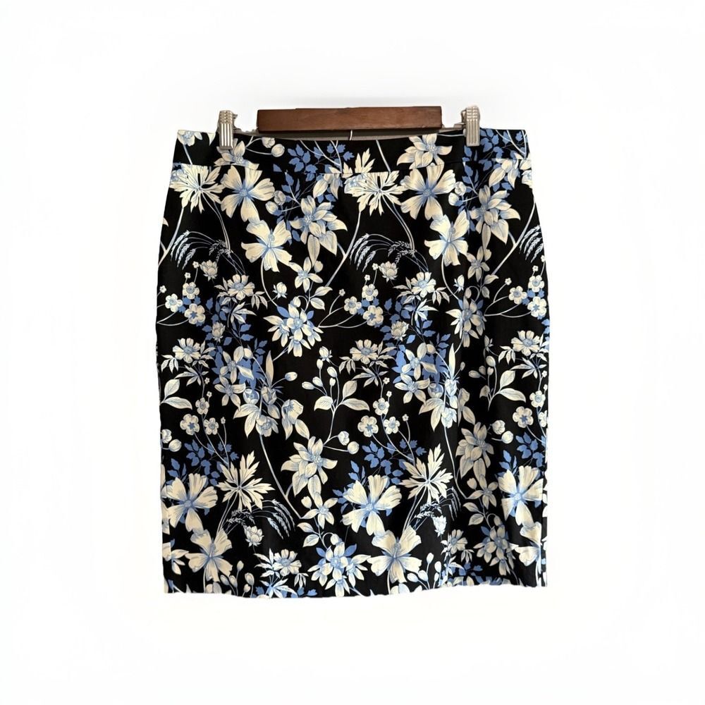 TALBOTS Garden Floral Pencil Skirt Sateen Office Career Knee Black Blue 16 Pet - Picture 2 of 16